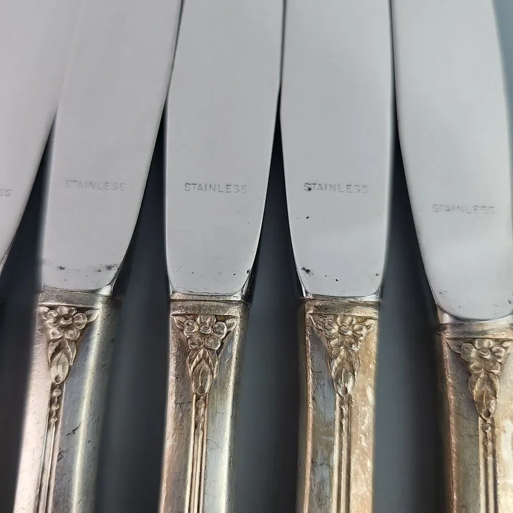 Oneida PLANTATION Silver Plate Dinner Knives 1881 Rogers Silverware 1948 Set